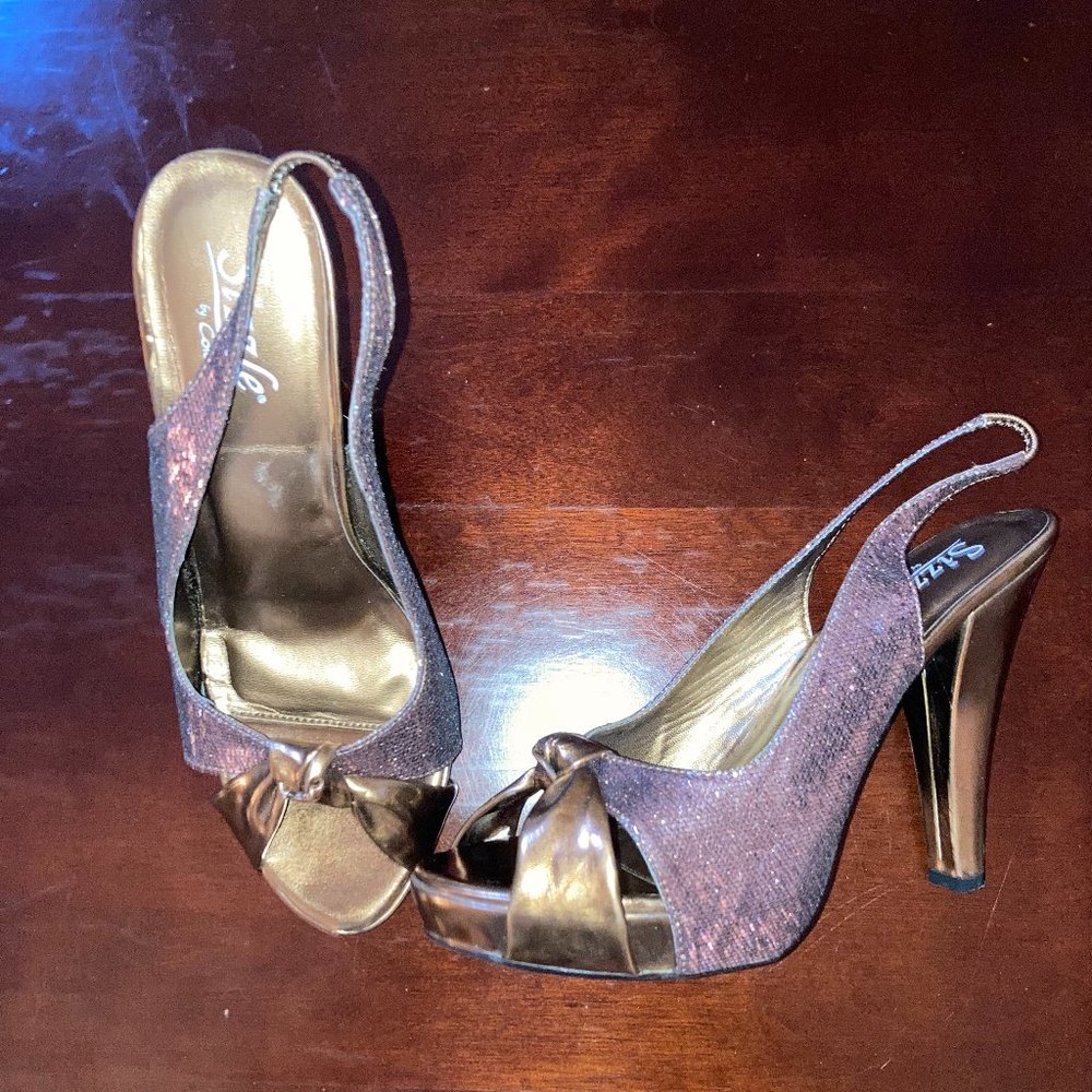 Sizzle by Colorifics Platforms - Size 8 1/2